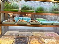 -享遇.锅姥姥牛排海鲜自助(小寨店)