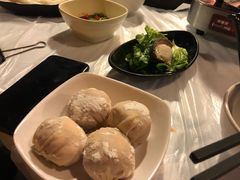 -鲜入围煮花胶鸡海鲜火锅