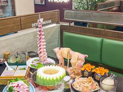 -得意咚瓜·顺德鱼生·冬瓜火锅(深圳首店)