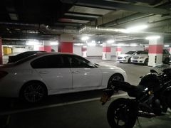 -三里屯SOHO-地下停车场