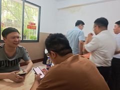 -铁锅哥米线