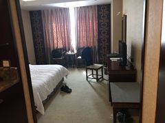 -威海铂丽斯国际大酒店(威海高铁站店)