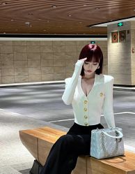 -TOP HAIR SALON