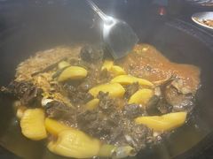 -鱼窝棚柴火铁锅炖(富山屯店)