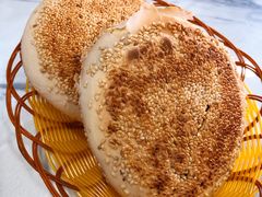 烧饼-清真喜兰老丁羊汤特色小吃