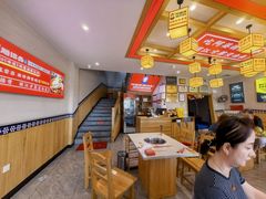 -阿婆情腊排骨火锅(金虹路店)