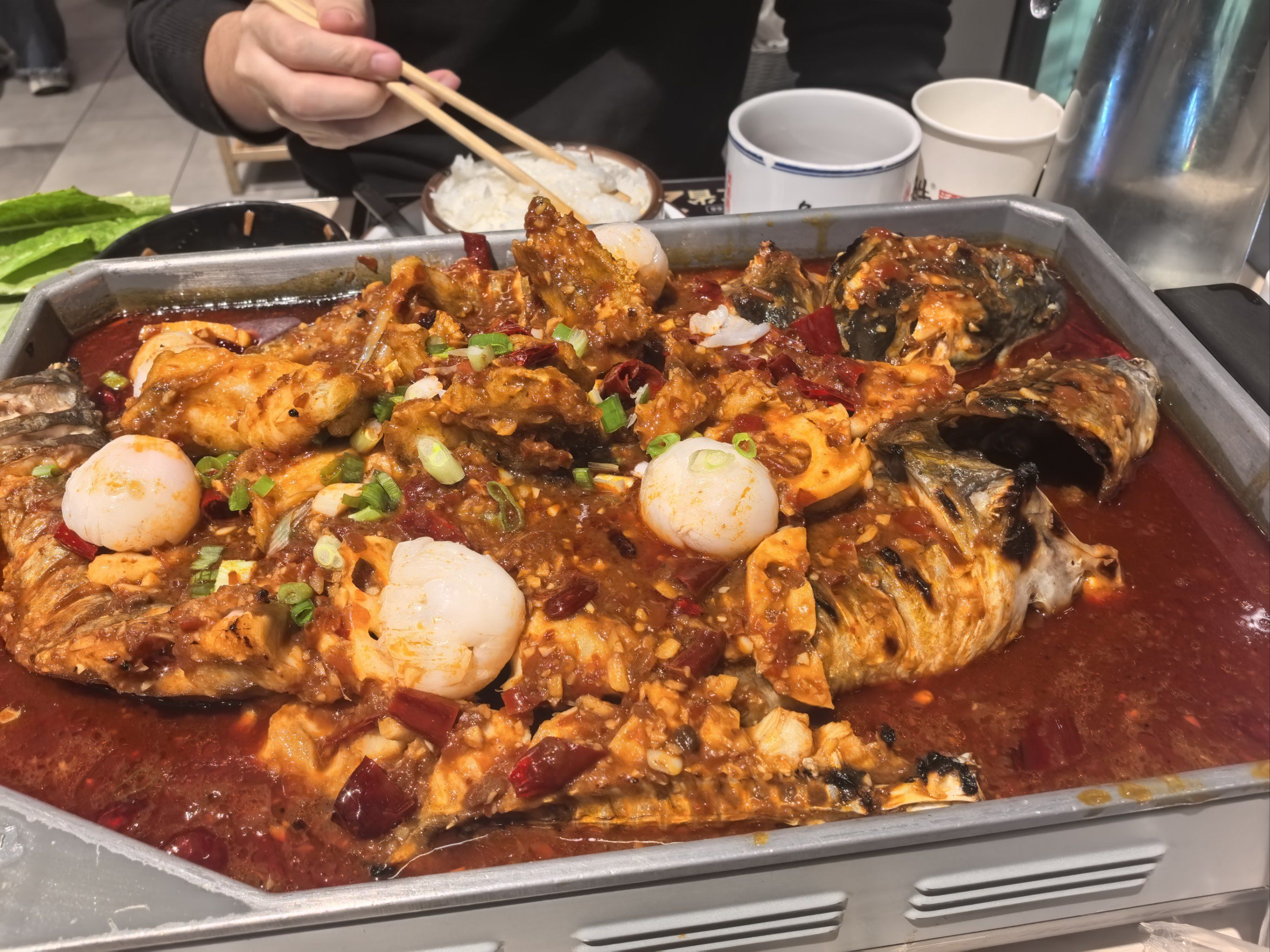 又来鱼酷打卡啦!这次点的招牌荔枝香辣烤鱼