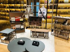 -蔚来中心(北京中关村店)