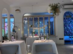 -春树下·树屋花房西餐厅(罍街AS1980店)