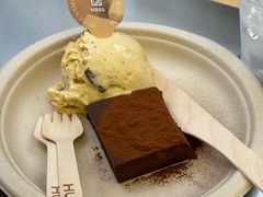 -HUGS coffee(东区店)