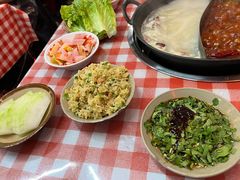 -赵美丽·重庆社区火锅·直营店(火车东站·中豪国际店)