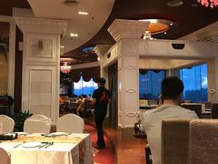 -荣誉国际酒店-云顶旋转餐厅