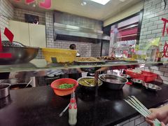 -覃肥叔桂林米粉(粮道街店)