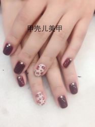 冬天真的很适合这种暖暖的颜色-甲壳儿美甲美睫