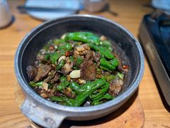 -帅巴人舅母子腊蹄民俗村