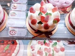 -花花卷卷·鲜食蛋糕(静安久光百货店)