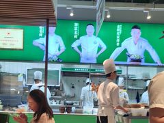 -费大厨辣椒炒肉(高铁吾悦广场店)