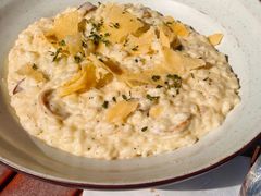 -MONICH牛排融合餐厅(和义大道购物中心店)