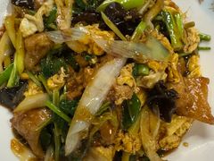 -东口码头·烧鸽子·鱼头泡饼·地方菜(金鹰悦城店)
