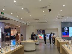 -华为授权体验店(中山公园来福士)