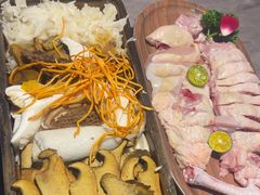 -野·大山里野生菌石锅土鸡(益田假日店)