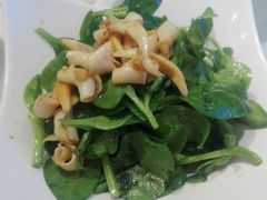 -赶海部落海鲜城(海阳路店)