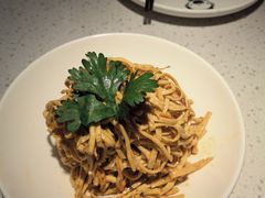 -江渔儿酸菜鱼(映月湖环宇城店)