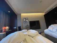 -上海龙之梦万丽酒店