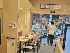 -华记煲仔华·煲仔饭(市桥易发店)