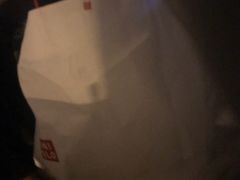 -优衣库(上海虹口龙之梦店)