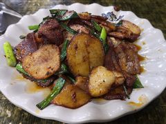 土豆回锅肉-晏老九豆花饭家常菜(上海城店)