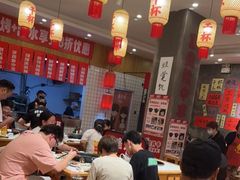 -佬缸炮江湖川菜(玉林店)
