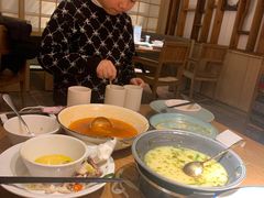 -蜜桃餐厅·伴山(湖滨商业街店)