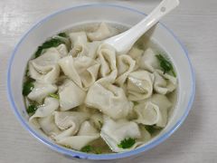 -周震馄饨