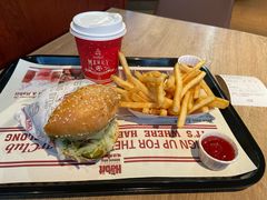 -The Habit Burger Grill 哈比特汉堡(复兴soho店)