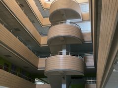 -上海市黄浦区教育学院附属中山学校