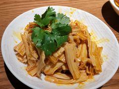 -荣家黄鱼面(前滩太古里店)