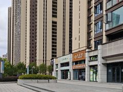 -肥肥虾庄·金牌油焖大虾(杨园滨江时代walk店)