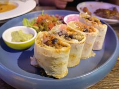 传统墨西哥卷-Famous肥猫墨西哥音乐餐吧(五棵松华熙LIVE店)