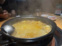 -一朵菌·野生菌探索家火锅(南亚店)