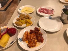 -爱客得牛排海鲜烤肉·火锅自助(春熙路黑金好店)