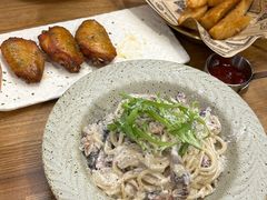 -Dragon Pizza•圆脸龙披萨·牛排餐厅