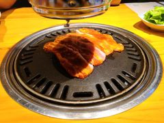 -唯成•韩国炭火烤肉 유성고기