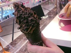 黑巧软冰-GODIVA(美罗城店)