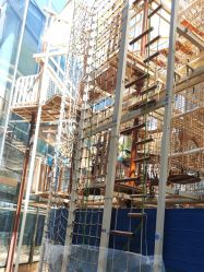 -PIPIKINGDOM皮皮王国欢乐号(欢乐海岸购物中心店)