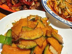 -柴窝堡22号辣子鸡·传承新疆菜