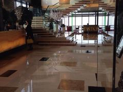 -上海龙之梦万丽酒店