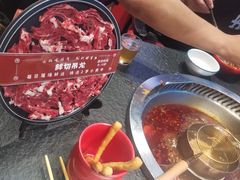 -醉董牛川派鲜肉自选火锅(烟台店)