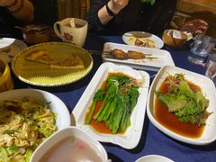 -伊带伊路新疆美食府(呼家楼店)