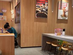 -遇见小面(站西路店)